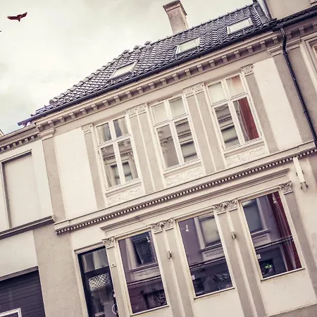 بيت للعطل Classy, Very Central Apt For 10 People! *